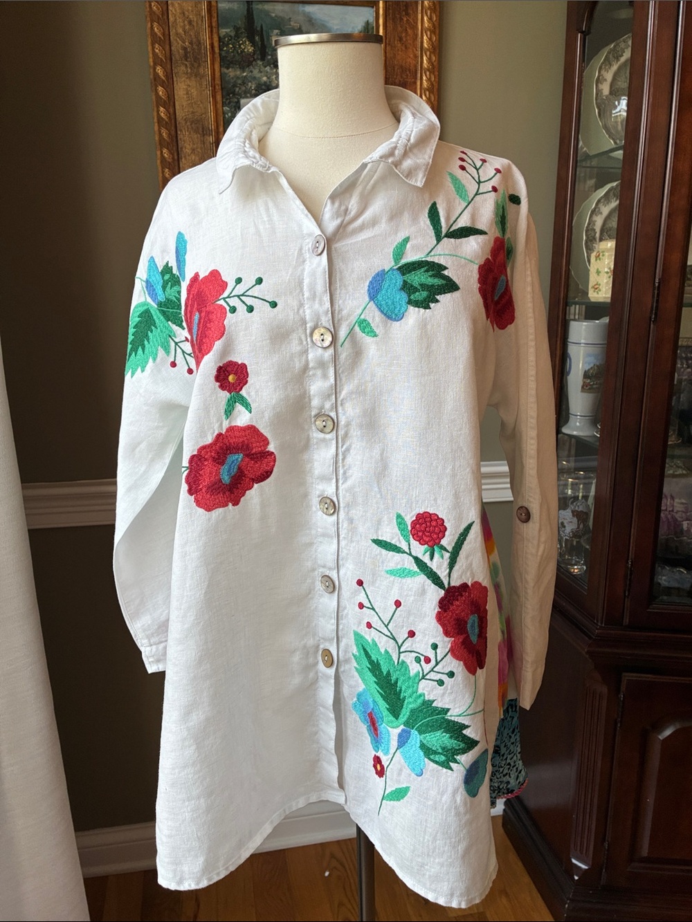 John Mark White Button-Front Linen Tunic with Floral Embroidery Size Medium
